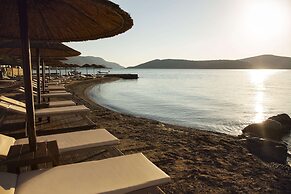Domes Aulus Elounda All-Inclusive Resort, Curio by Hilton