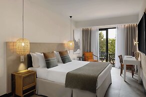 Domes Aulus Elounda All-Inclusive Resort, Curio by Hilton