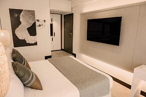 Domes Aulus Elounda All-Inclusive Resort, Curio by Hilton