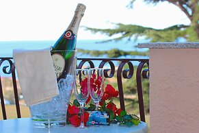 La Bussola Hotel Restaurant