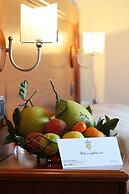 La Bussola Hotel Restaurant