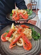 La Bussola Hotel Restaurant