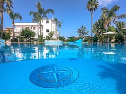 La Bussola Hotel Restaurant