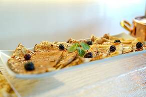 La Bussola Hotel Restaurant