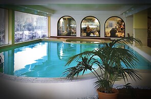 Admiral Hotel Villa Erme