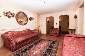 Torre dell'Orologio Suites