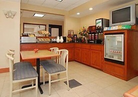 Comfort Suites Fairgrounds West