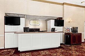 Genetti Hotel, SureStay Collection by Best Western