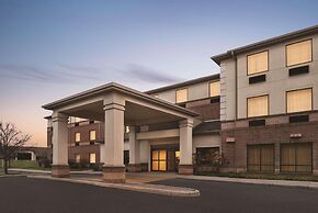 Country Inn & Suites by Radisson, Dayton South, OH