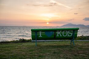 Neptune Luxury Resort