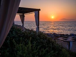 Neptune Luxury Resort