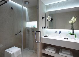 Neptune Luxury Resort