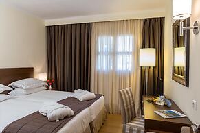 Neptune Luxury Resort