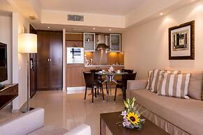 Neptune Luxury Resort