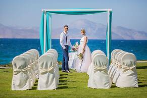 Neptune Luxury Resort