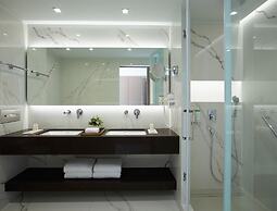 Neptune Luxury Resort