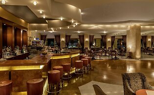 Neptune Luxury Resort