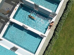 Neptune Luxury Resort