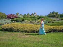 Neptune Luxury Resort