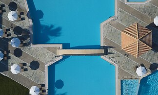 Neptune Luxury Resort