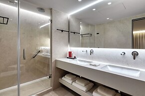 Neptune Luxury Resort