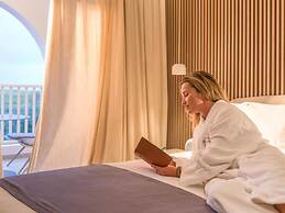 Neptune Luxury Resort