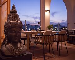 Neptune Luxury Resort