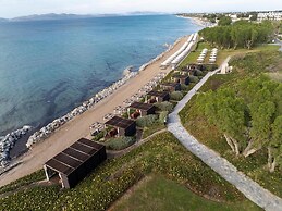 Neptune Luxury Resort