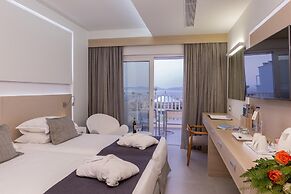 Neptune Luxury Resort