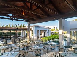 Neptune Luxury Resort