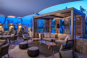 Neptune Luxury Resort