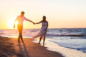 Neptune Luxury Resort