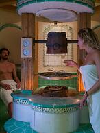 Neptune Luxury Resort