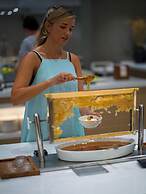 Neptune Luxury Resort