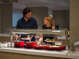 Neptune Luxury Resort