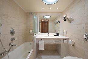 Neptune Luxury Resort