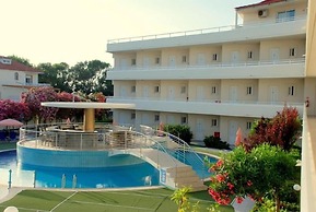 Bayside Hotel Katsaras