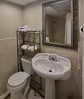 The Sea Lord Hotel & Suites (Adults Only)