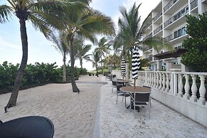 The Sea Lord Hotel & Suites (Adults Only)