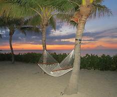 The Sea Lord Hotel & Suites (Adults Only)