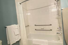 Super 8 by Wyndham Edmonton South