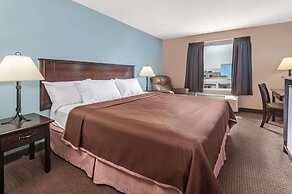 Super 8 by Wyndham Edmonton South