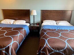 Super 8 by Wyndham Edmonton South