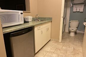 Super 8 by Wyndham Edmonton South