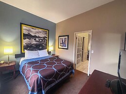 Super 8 by Wyndham Edmonton South