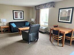 Super 8 by Wyndham Edmonton South