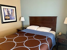 Super 8 by Wyndham Edmonton South