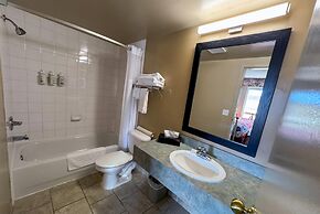 Super 8 by Wyndham Edmonton South