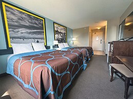 Super 8 by Wyndham Edmonton South