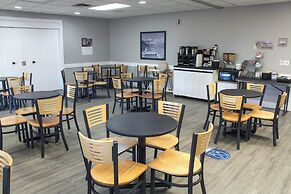 Super 8 by Wyndham Edmonton South